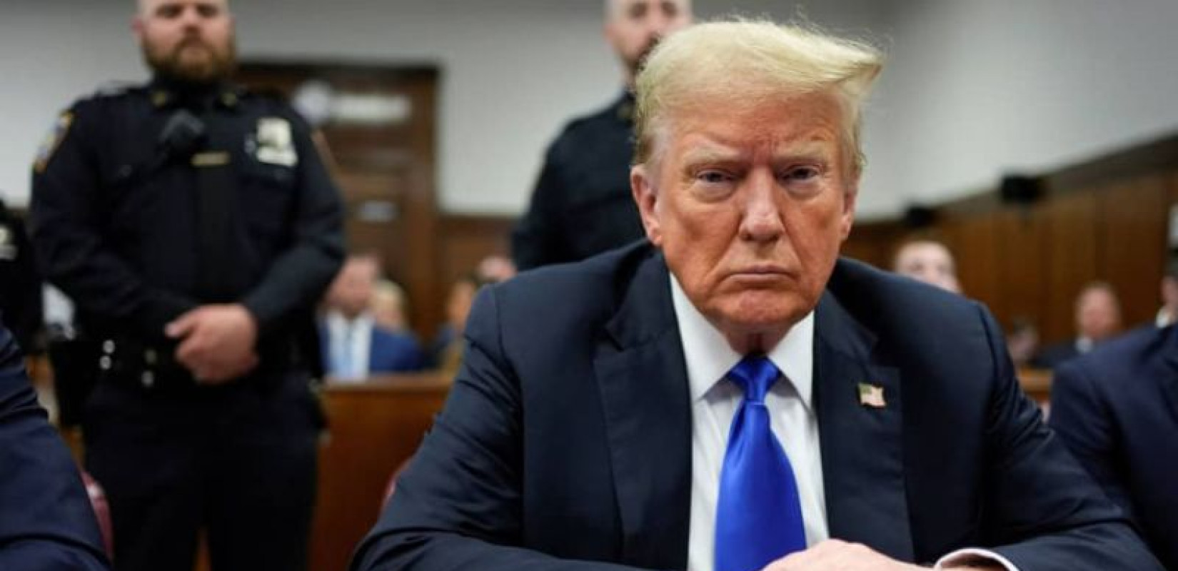 ΗΠΑ: Δικαστής απαγορεύει τη δημοσίευση έκθεσης για τα απόρρητα έγγραφα που φέρεται να πήρε σπίτι του ο Τραμπ