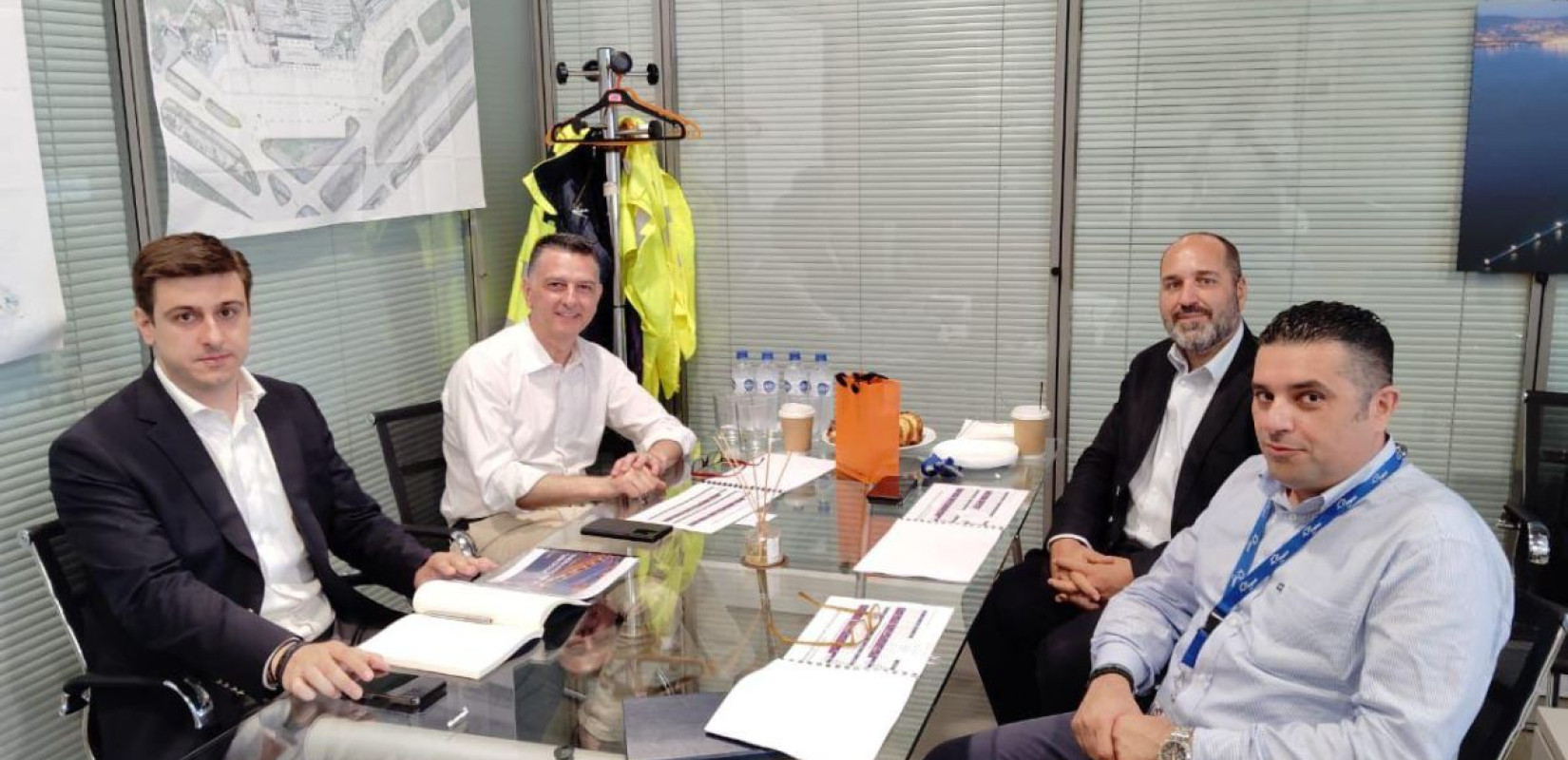 Επίσκεψη Μπεκίρη-Παπαγεωργίου στο αεροδρόμιο «Μακεδονία» και στο ΕΚΕΤΑ