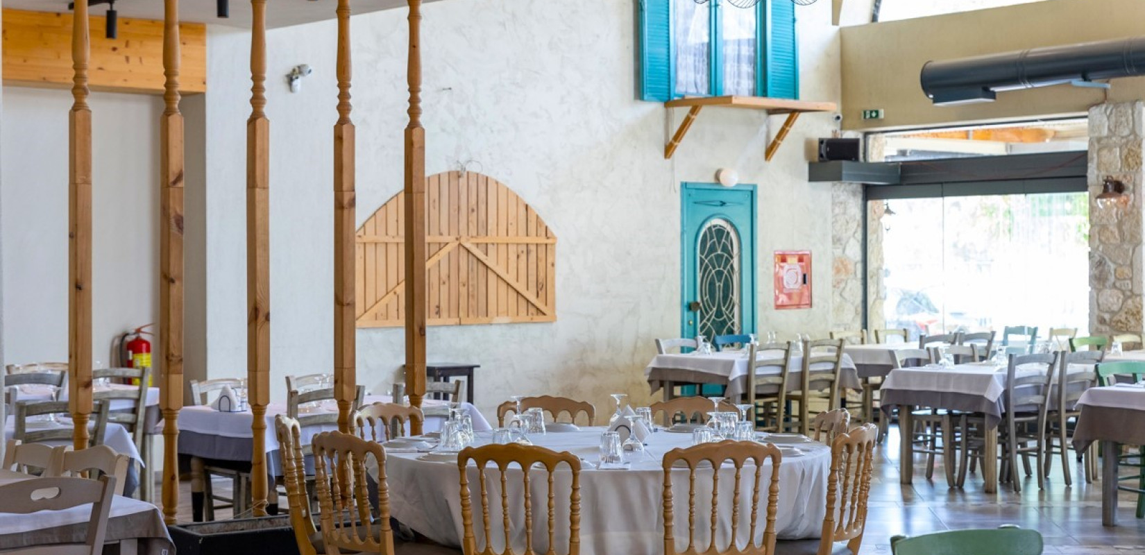 Mεζεδοφωλιά: Γεύσεις αυθεντικές, σε ένα όμορφο μεζεδοπωλείο στην Πολίχνη