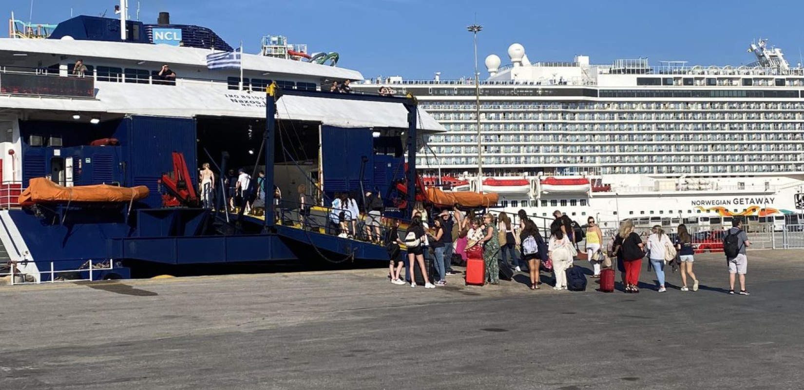 Αυξημένη η κίνηση στα λιμάνια της Αττικής ενόψει εξόδου αδειούχων Αυγούστου