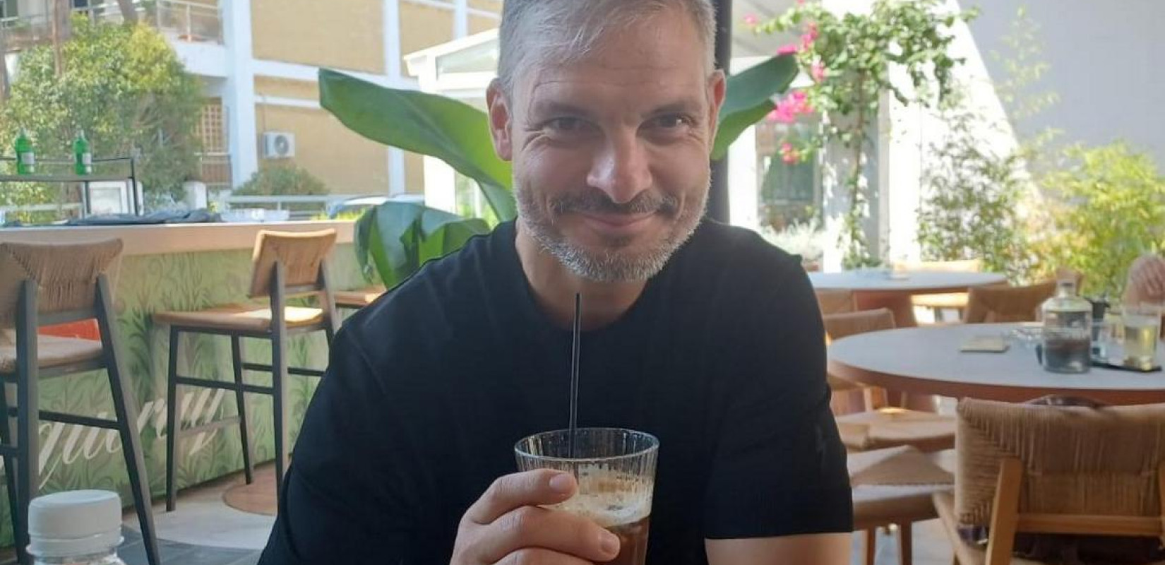 Πρωινός καφές με τον Άγγελο Χαριστέα