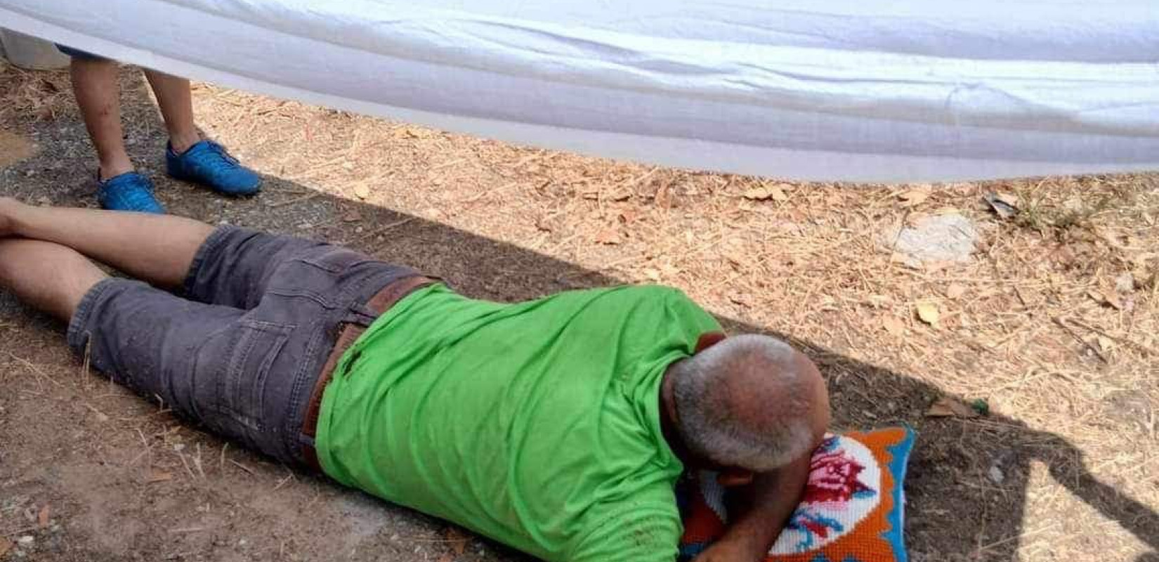 Παραλίγο διπλή τραγωδία στη Λάρισα: Οίκημα κατέρρευσε και πλάκωσε άνδρα που προστάτευσε παιδί