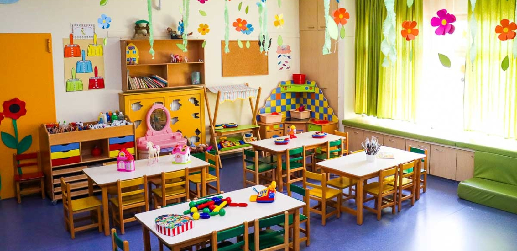 Θεσσαλονίκη: Παραμύθια από γιαγιάδες και παππούδες διαβάστηκαν σε παιδιά των ΚΔΑΠ