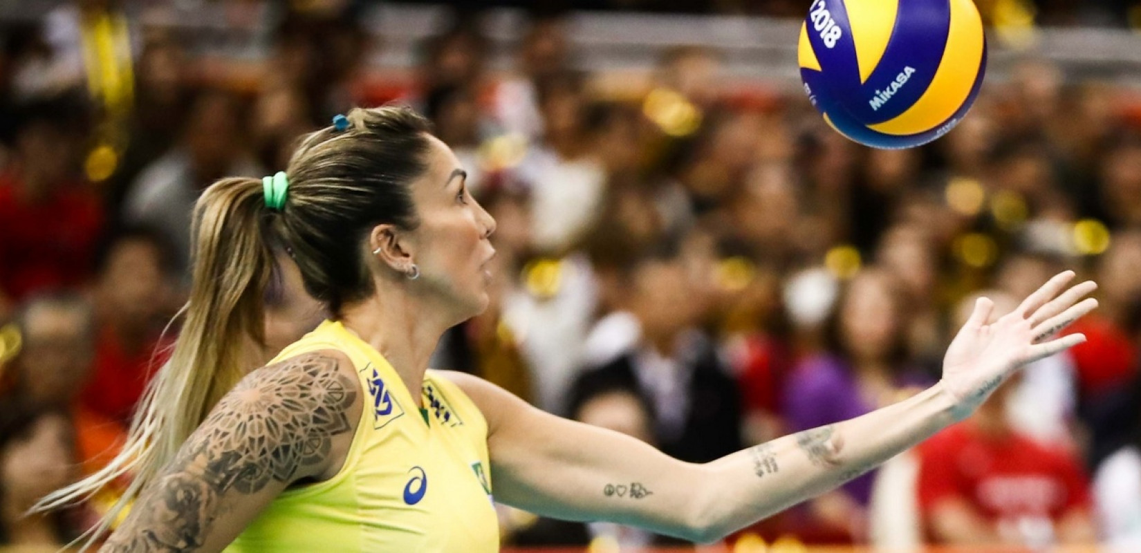 Ολυμπιακοί Αγώνες: Η εντυπωσιακή Μενέζες τράβηξε τα βλέμματα στο Βραζιλία - Ιαπωνία (βίντεο)