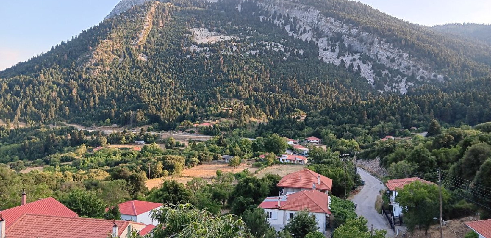Η ορεινή Άρτα, η Πίνδος και η κοιλάδα του Αχελώου αποκαλύπτουν τις ομορφιές τους (φωτ.)