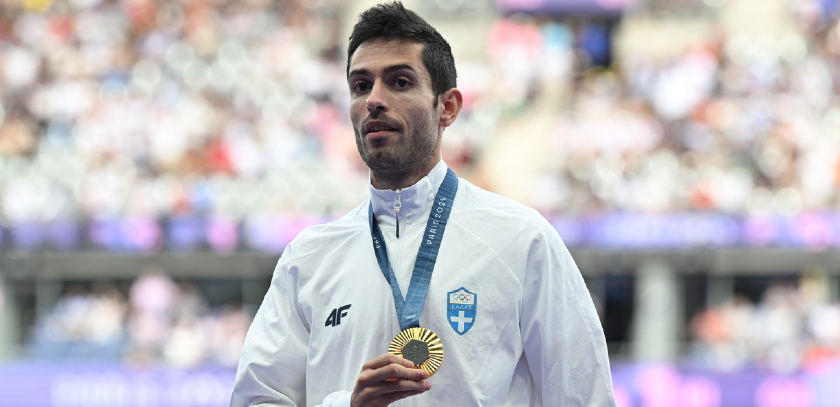 Ολυμπιακοί Αγώνες: O Μίλτος Τεντόγλου παρέλαβε το χρυσό μετάλλιο και ο εθνικός μας ύμνος ακούστηκε σε όλο το Παρίσι (βίντεο)