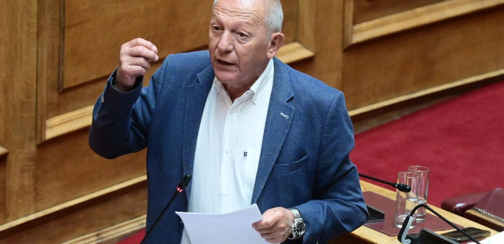 Βουλή - Παφίλης: Ντροπή μια κυβέρνηση να δηλώνει ότι δεν γνωρίζει τι μεταφέρουν τα τρένα