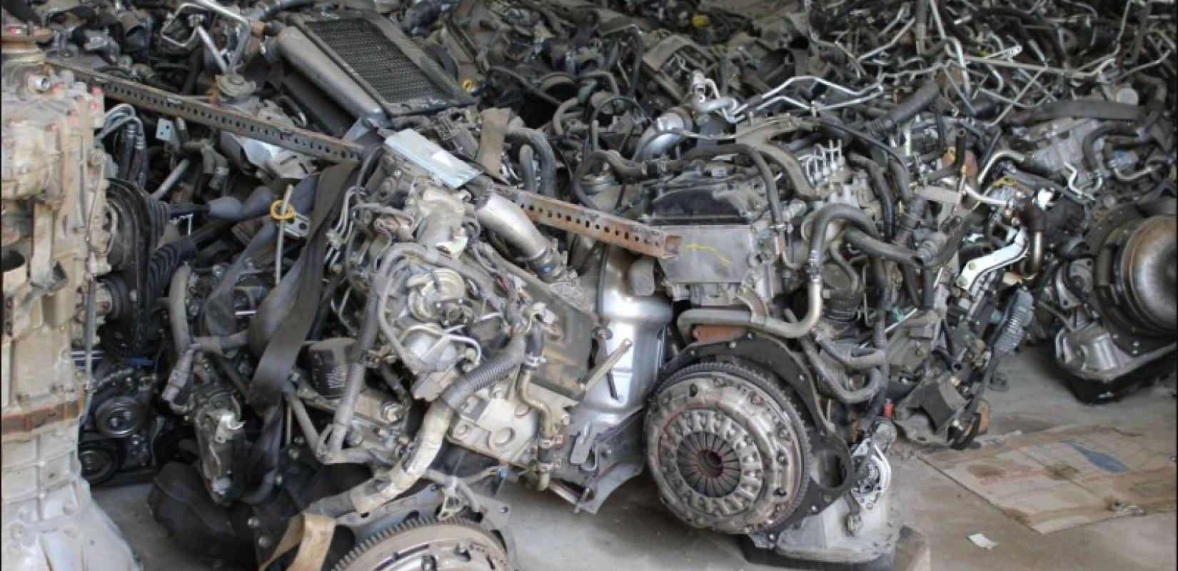 Θεσσαλονίκη - Πιερία: Εντοπίστηκαν 40 κινητήρες από κλεμμένα αυτοκίνητα από Ολλανδία και Ιταλία (φωτ.)