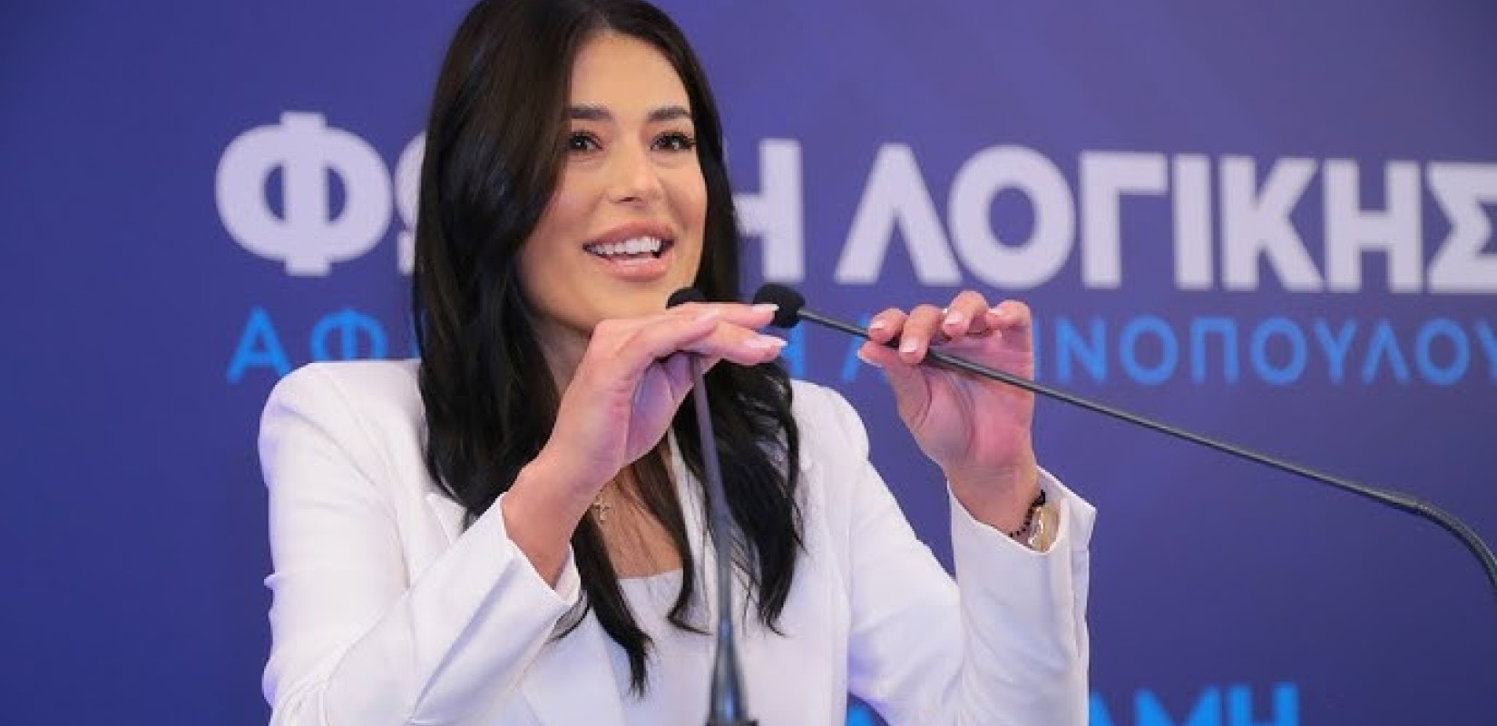 Θεσσαλονίκη: Χειροπέδες στους γείτονες της Αφ. Λατινοπούλου - Τους κατήγγειλε πως είχαν τοποθετήσει κάμερες και την παρακολουθούσαν