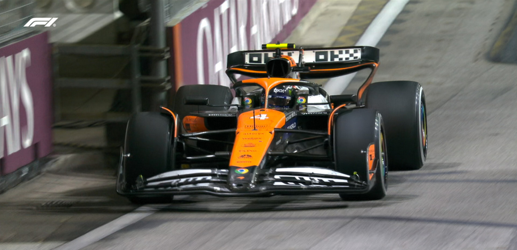 Φόρμουλα 1: Έκανε «περίπατο» στη Σινγκαπούρη ο Νόρις