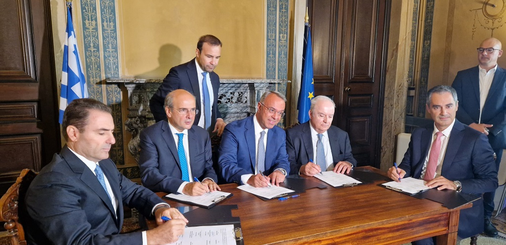 Υπεγράφη η σύμβαση παραχώρησης της Αττικής Οδού