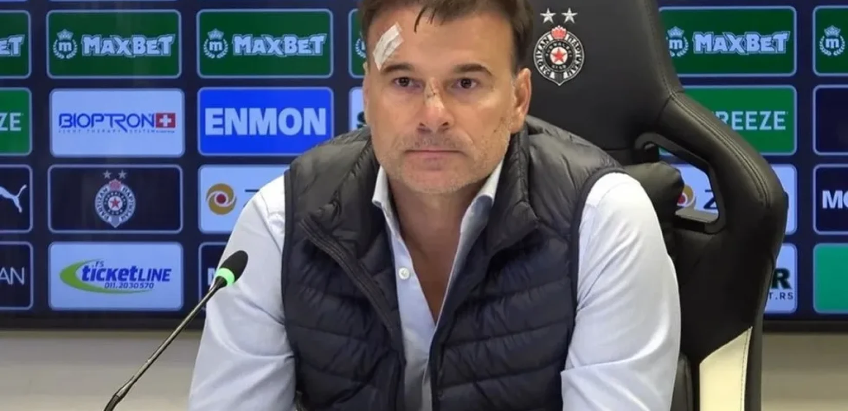 Σερβία: Χαμός στο Παρτιζάν - Ερυθρός Αστέρας, τραυματίστηκε ο Στανόγεβιτς στο πρόσωπο