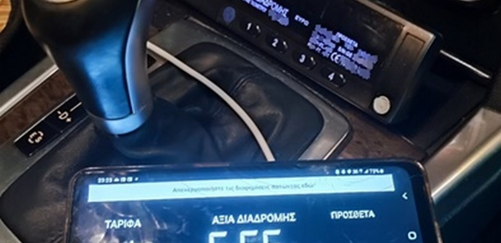 Θεσσαλονίκη: 39 πρόστιμα σε οδηγούς ταξί - Η «πατέντα» με το τάμπλετ αντί ταξίμετρου