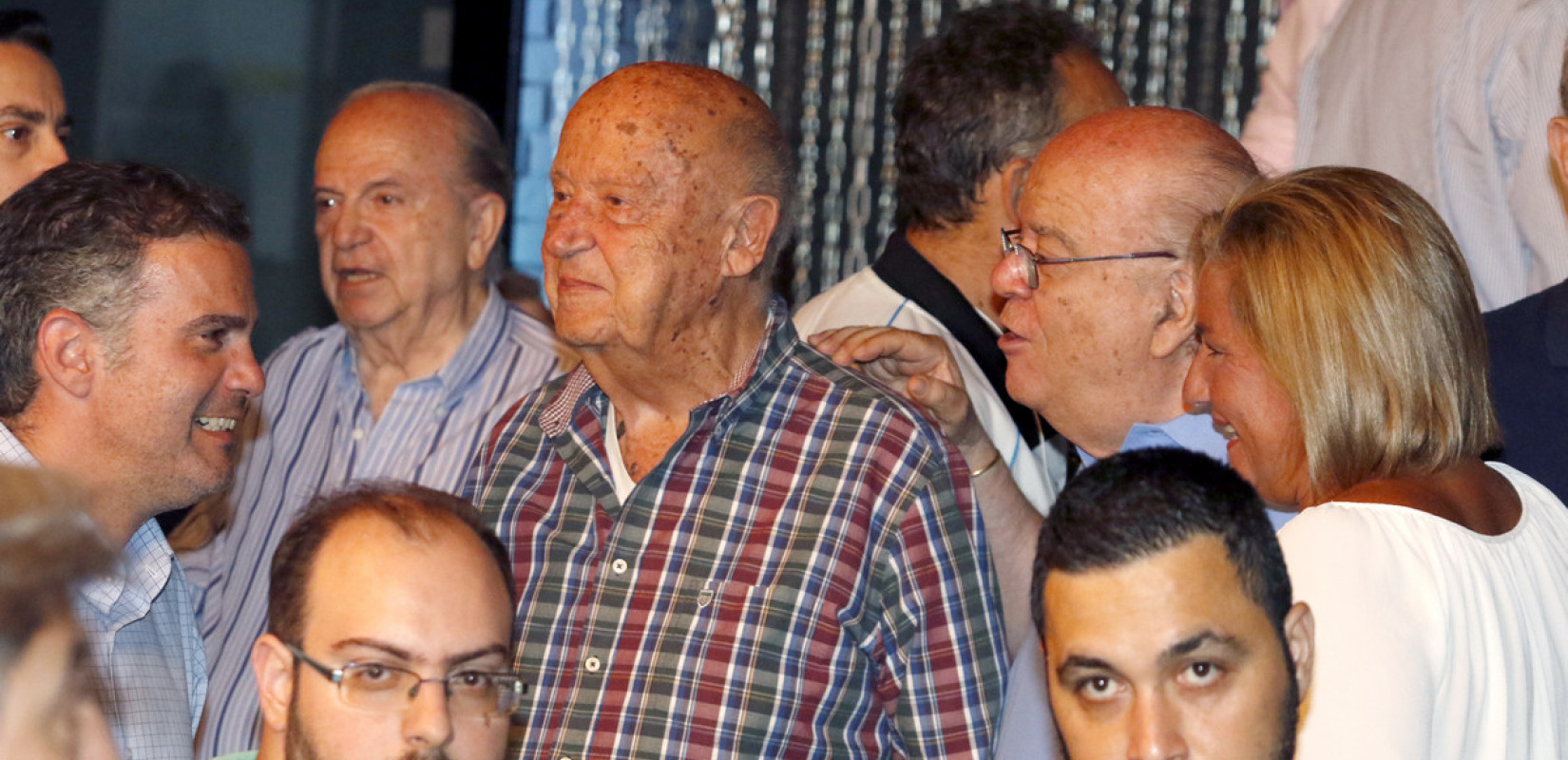 Γ. Κατσαρός για τον Μ. Πλέσσα: «Άνθρωπος με πολύ χιούμορ και ταλέντο» (βίντεο) Γ. Κατσαρός για τον Μ. Πλέσσα: «Άνθρωπος με πολύ χιούμορ και ταλέντο» (βίντεο)