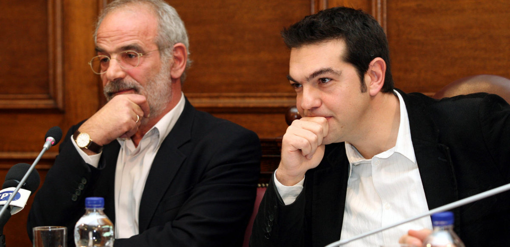 Αλ. Αλαβάνος: Ο Αλ. Τσίπρας δεν έχει καμία σχέση με την Αριστερά - Πρέπει να γονατίσει μπροστά σε δεσπότη και να ζητήσει συγγνώμη (βίντεο)