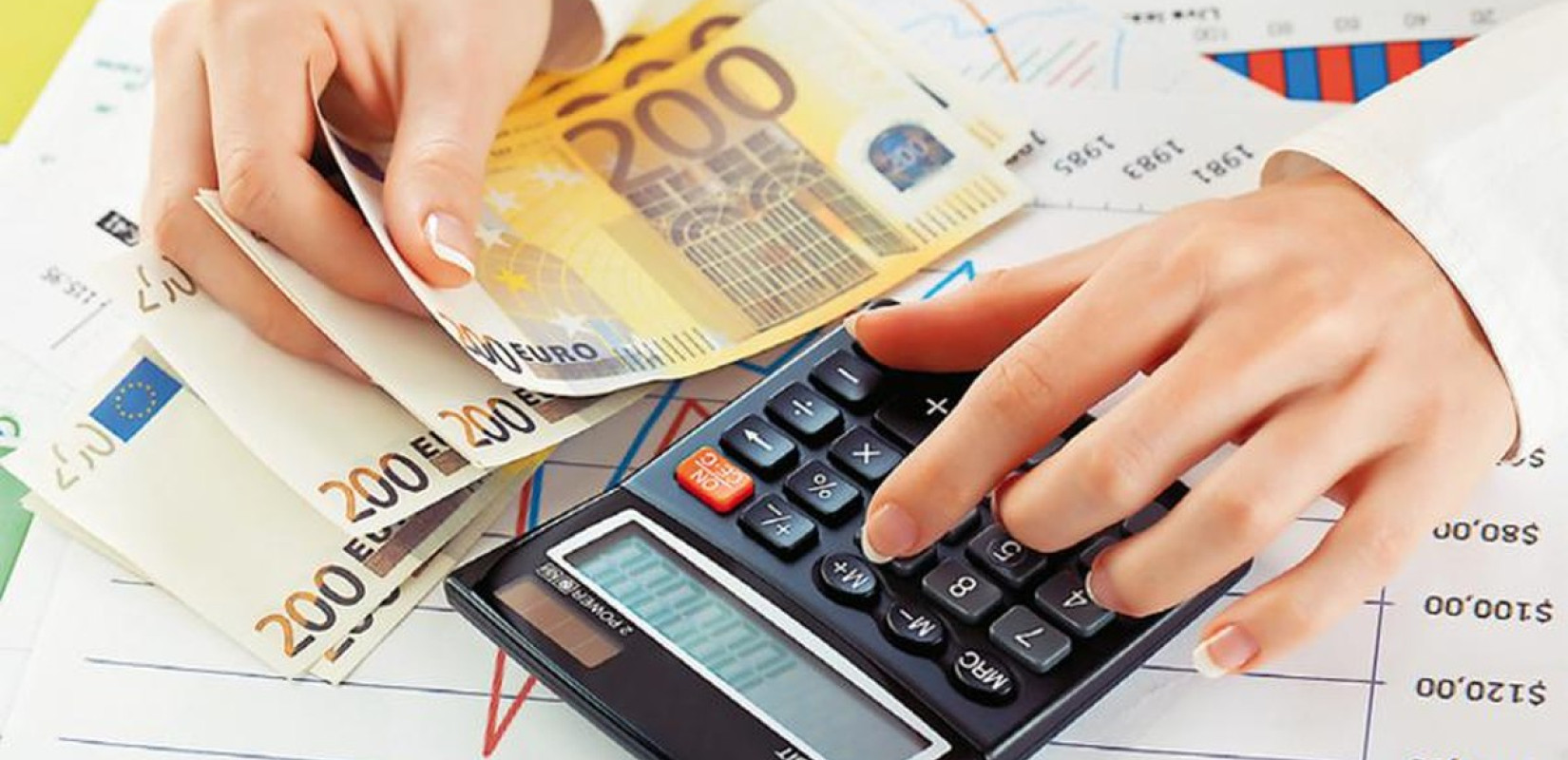 «Παράθυρο» για επαναφορά δώρων στο Δημόσιο και αναδρομικά συνταξιούχων