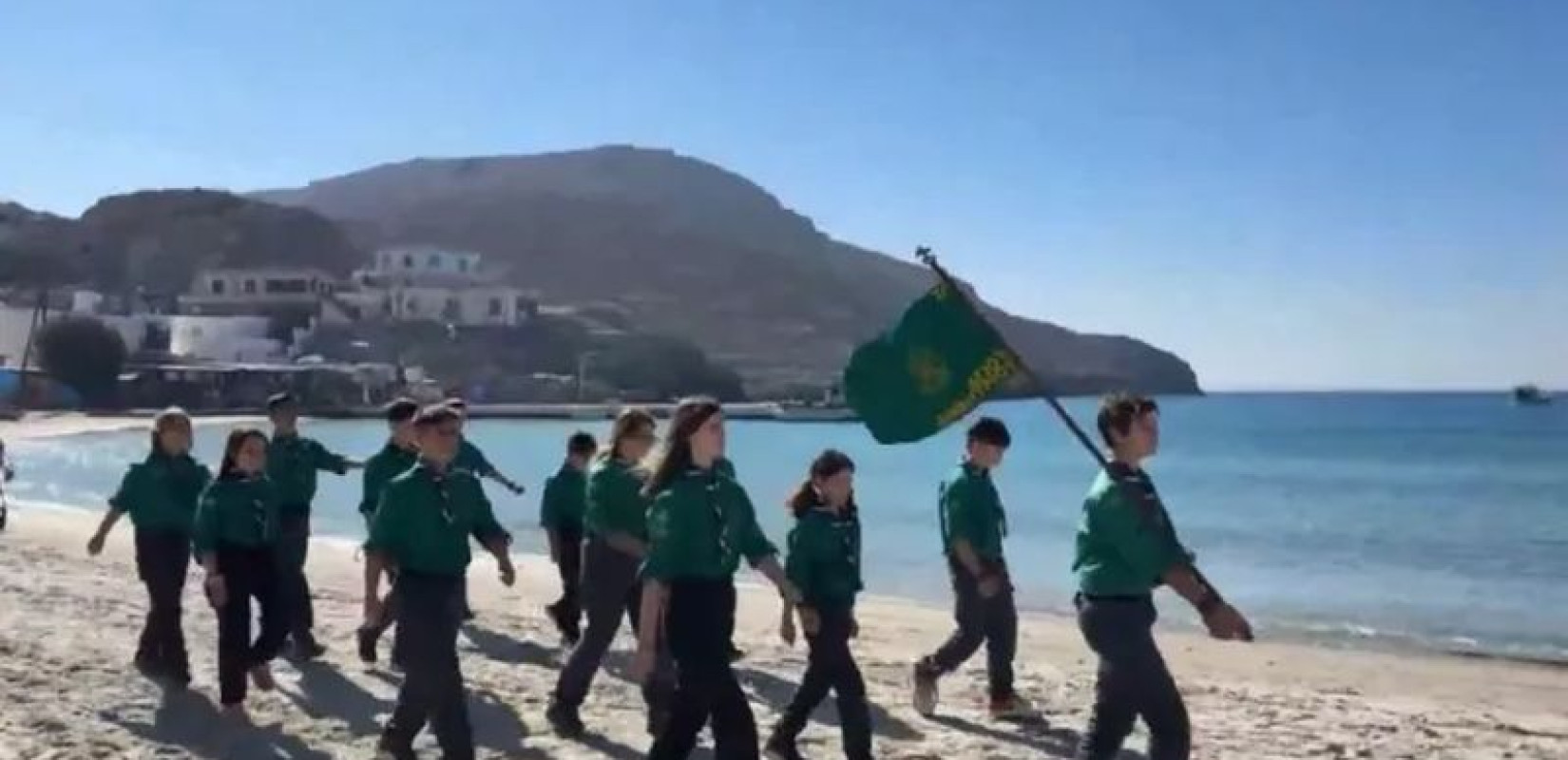 28η Οκτωβρίου: Συγκίνησαν στην Ψέριμο οι 4 μαθητές που παρήλασαν μαζί με προσκόπους από την Αθήνα (βίντεο) 28η Οκτωβρίου: Συγκίνησαν στην Ψέριμο οι 4 μαθητές που παρήλασαν μαζί με προσκόπους από την Αθήνα (βίντεο)