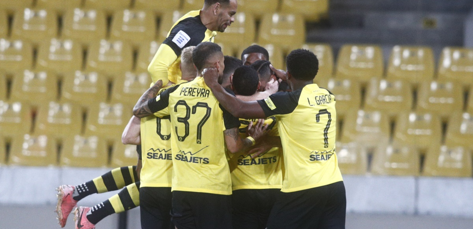 Super League: Η ΑΕΚ «καθάρισε» τον Αστέρα κι έπιασε κορυφή (βίντεο)