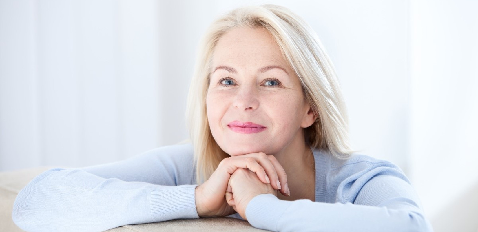 Εμμηνόπαυση: Συμπτώματα, θεραπείες και τρόπος αντιμετώπισης Εμμηνόπαυση: Συμπτώματα, θεραπείες και τρόπος αντιμετώπισης