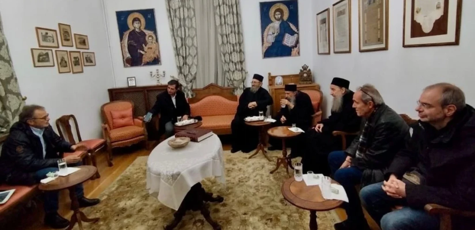 Άγιο Όρος: Σύσκεψη για τη σεισμική δραστηριότητα των τελευταίων ημερών Άγιο Όρος: Σύσκεψη για τη σεισμική δραστηριότητα των τελευταίων ημερών