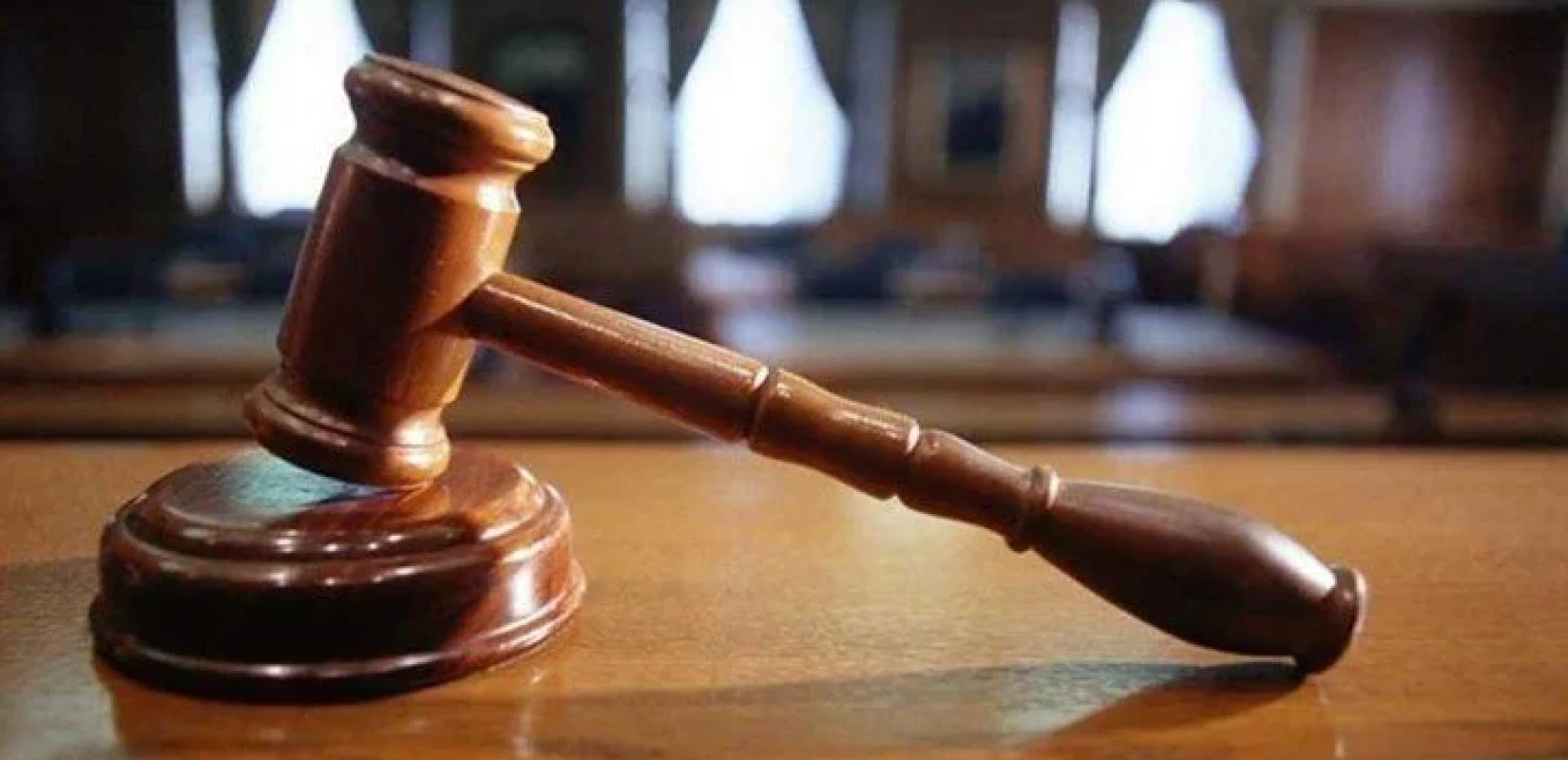 Ελέγχονται πειθαρχικά 15 δικηγόροι για εμφανίσεις σε «τηλεδίκες» που αφορούν τον αστυνομικό της Βουλής και την Ειρήνη Μουρτζούκου