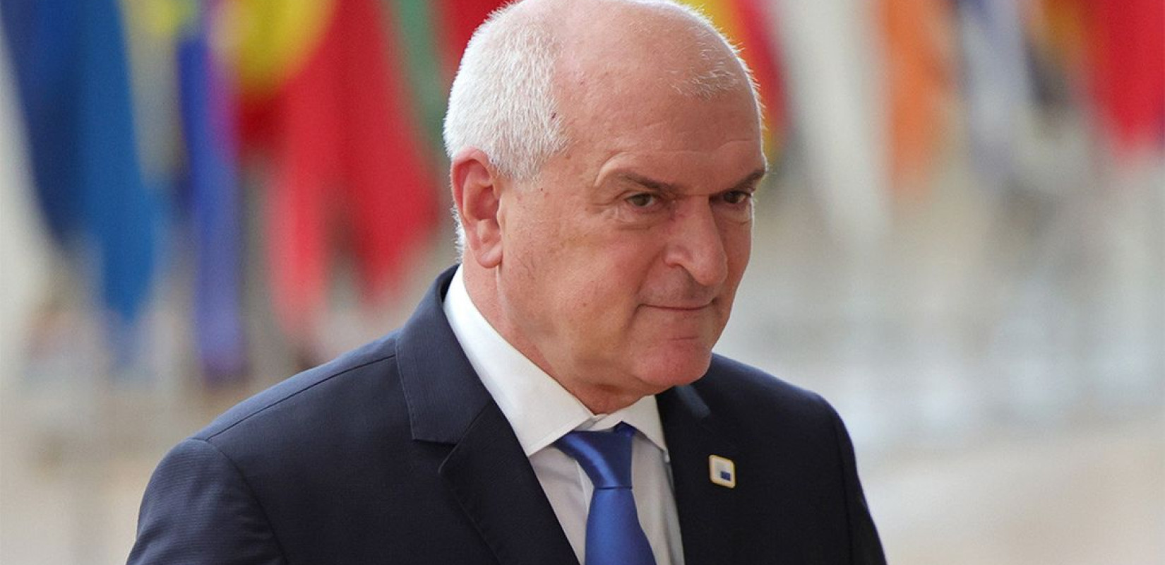 Γκλάβτσεφ: Δεν υπάρχει λόγος να υποχωρήσει η Βουλγαρία στο θέμα ένταξης της Βόρειας Μακεδονίας στην Ε.Ε. Γκλάβτσεφ: Δεν υπάρχει λόγος να υποχωρήσει η Βουλγαρία στο θέμα ένταξης της Βόρειας Μακεδονίας στην Ε.Ε.