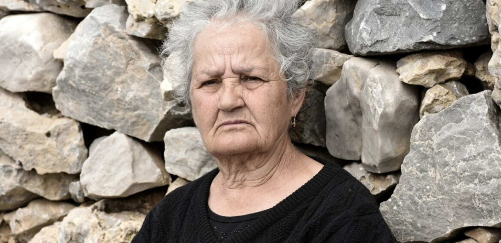 Τα διαφορετικά, μοναχικά Χριστούγεννα της κυρα-Ρηνιώς στην ακριτική Κίναρο (βίντεο)