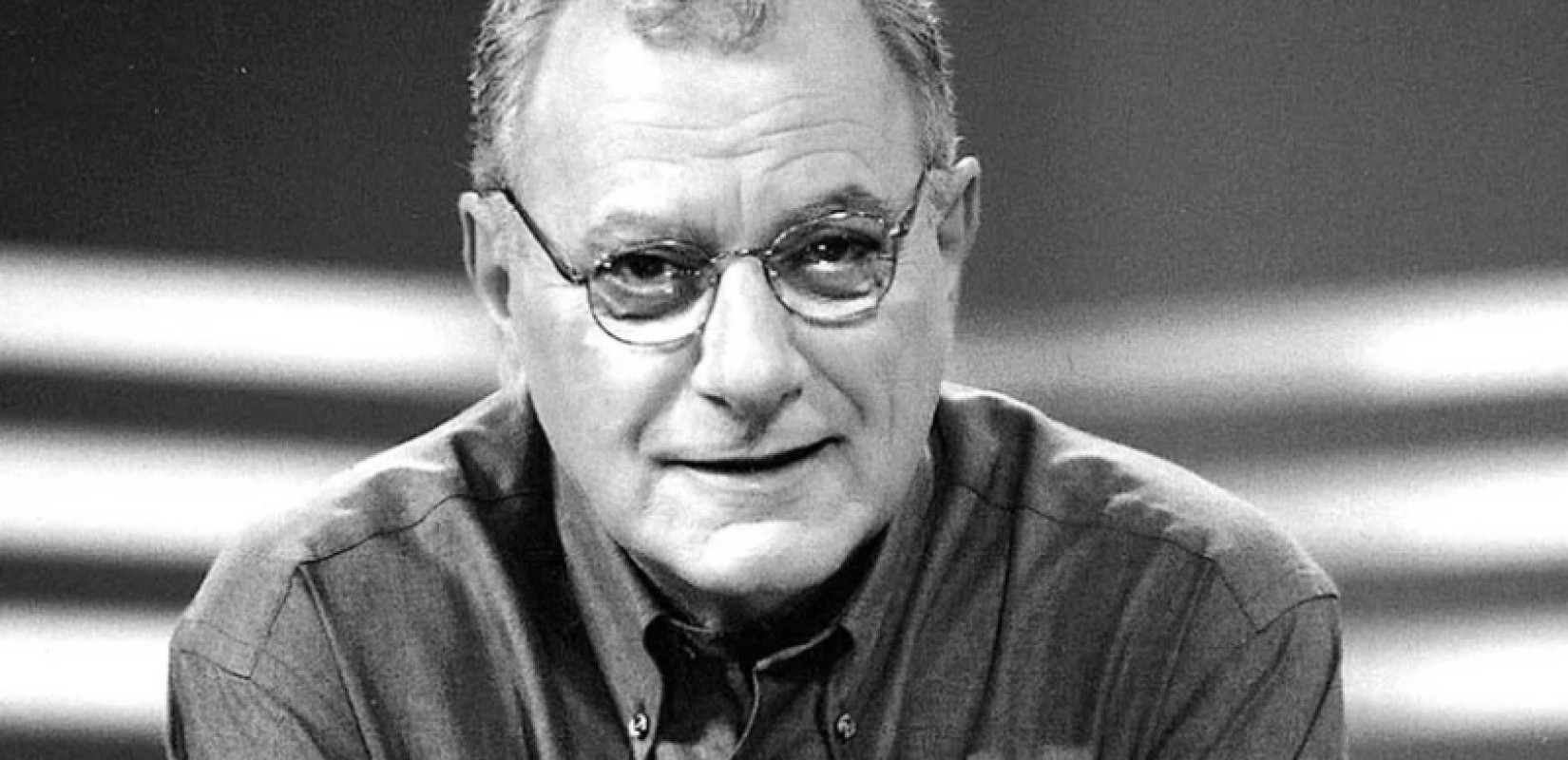 Σήμερα το μεσημέρι η κηδεία του Κώστα Χαρδαβέλλα - Σε στενό οικογενειακό κύκλο η ταφή