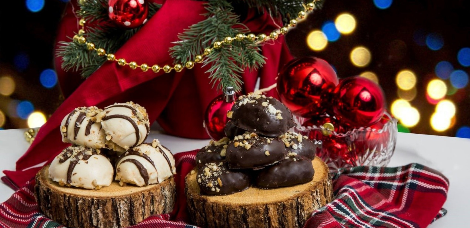 Αφιέρωμα:  Γνωρίστε και ανακαλύψτε τις ωραιότερες και πιο γλυκές εορταστικές γεύσεις στην Θεσσαλονίκη - Μέρος 1ο Αφιέρωμα:  Γνωρίστε και ανακαλύψτε τις ωραιότερες και πιο γλυκές εορταστικές γεύσεις στην Θεσσαλονίκη - Μέρος 1ο