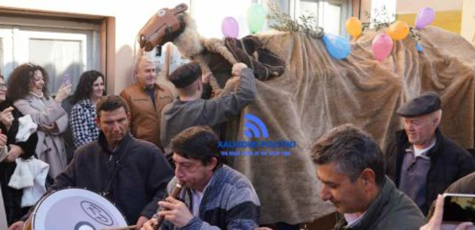 Θα αναβιώσει και φέτος το έθιμο της «Καμήλας» και του «Γάμου της Μανιώς» στη Γαλάτιστα! (βίντεο)