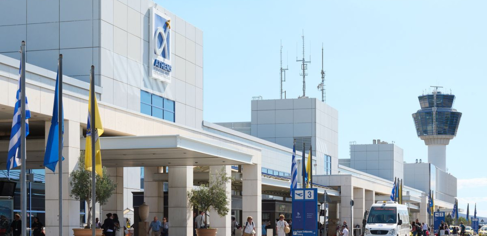 Συνελήφθη στο «Ελ. Βενιζέλος» καταζητούμενος ως μέλος κυκλώματος διευκόλυνσης παράνομης μετανάστευσης