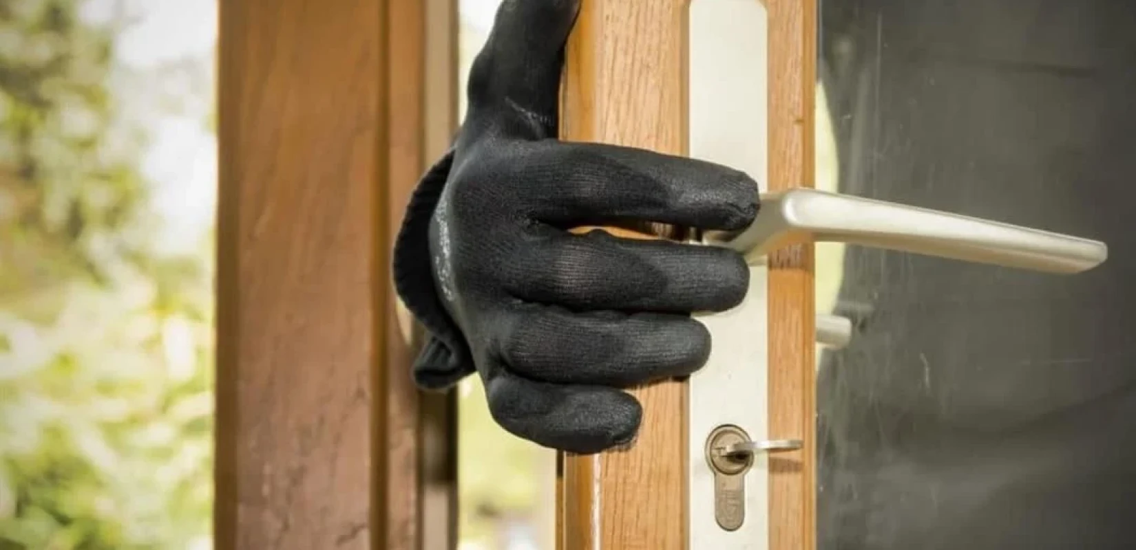 Συμβουλές από την ΕΛΑΣ για την αποφυγή κλοπών ενόψει των Χριστουγέννων