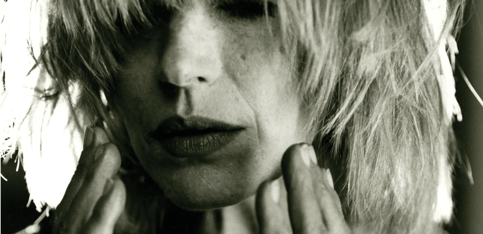 Νέα μουσική από την θρυλική Μαριάν Φέιθφουλ, λίγους μήνες μετά τον θάνατό της