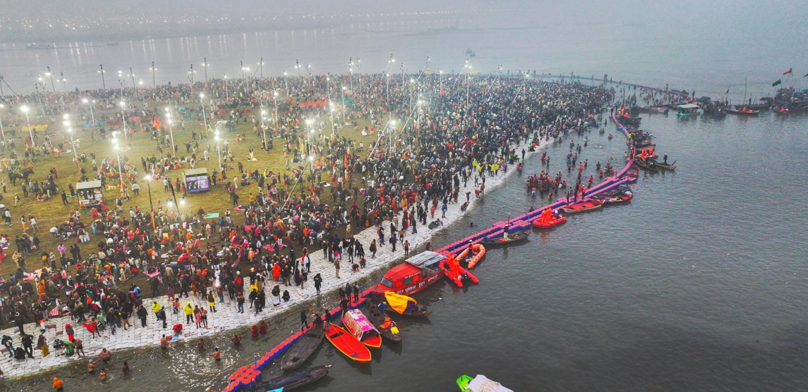 Ινδία: Πάνω από 420 εκατομμύρια πιστοί στην θρησκευτική συγκέντρωση Κουμπ Μελά