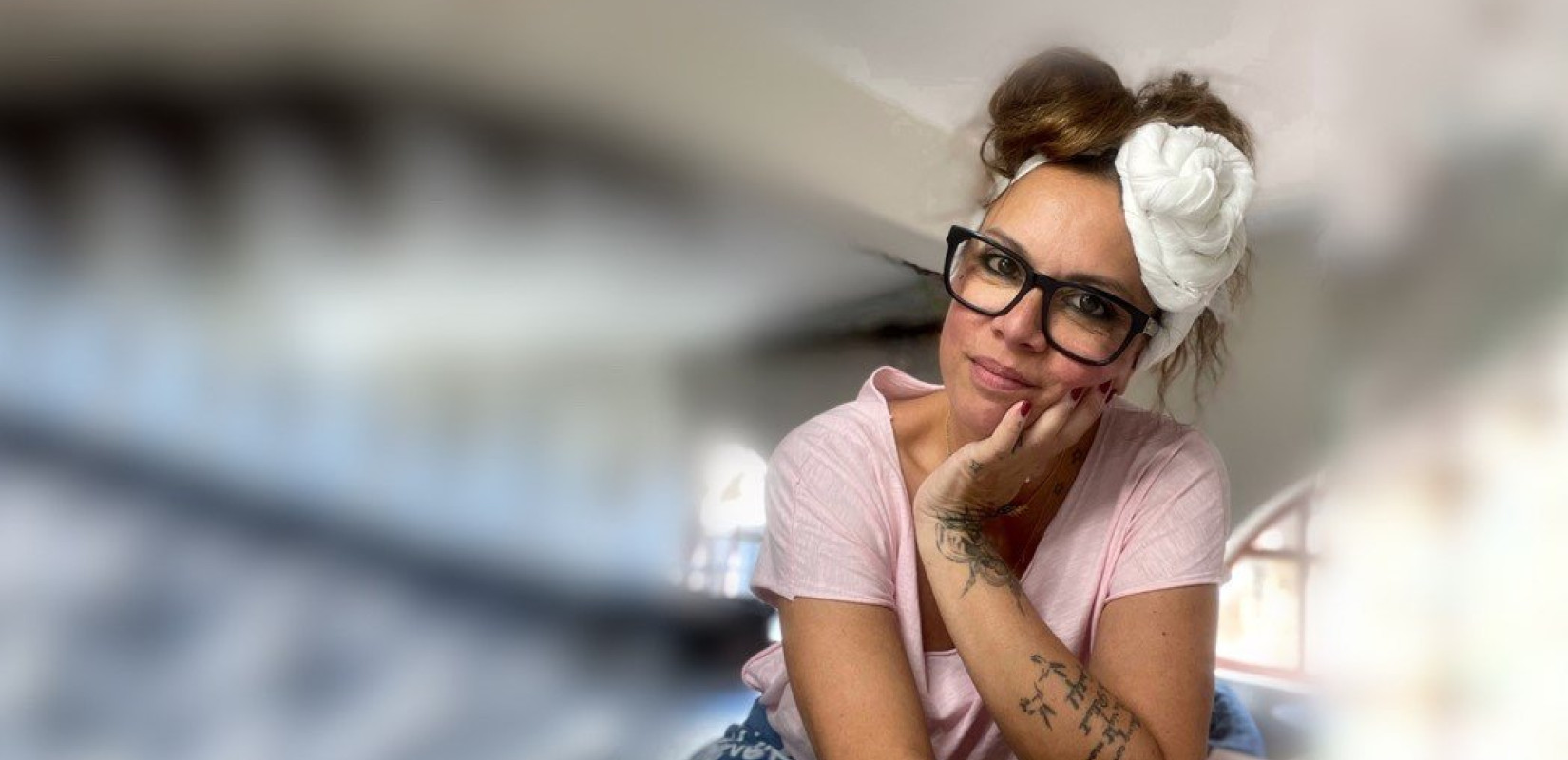Ημέρα της Γυναίκας: Μια tattoo artist «ζωγραφίζει» το χαμόγελο σε γυναίκες που έχουν υποβληθεί σε μαστεκτομή