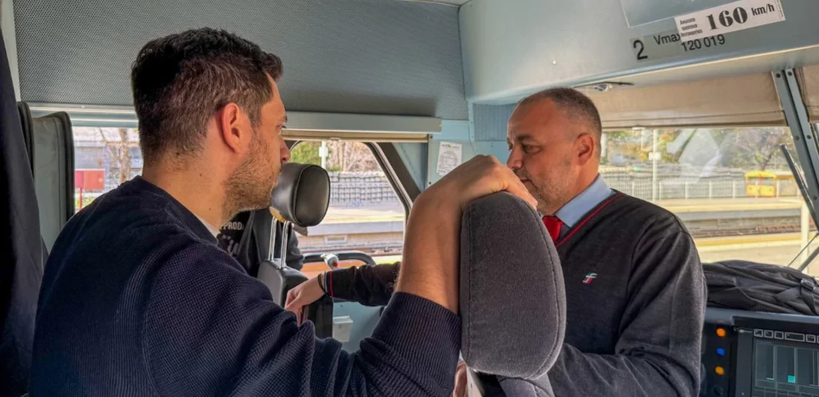 Αιφνιδιαστική επίσκεψη Κυρανάκη στους σταθμάρχες του Σταθμού Λαρίσης