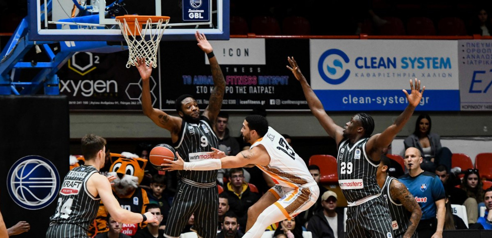 Μπάσκετ: Ήττα του ΠΑΟΚ στην Πάτρα και στροφή στη Φρίμπουργκ (βίντεο)