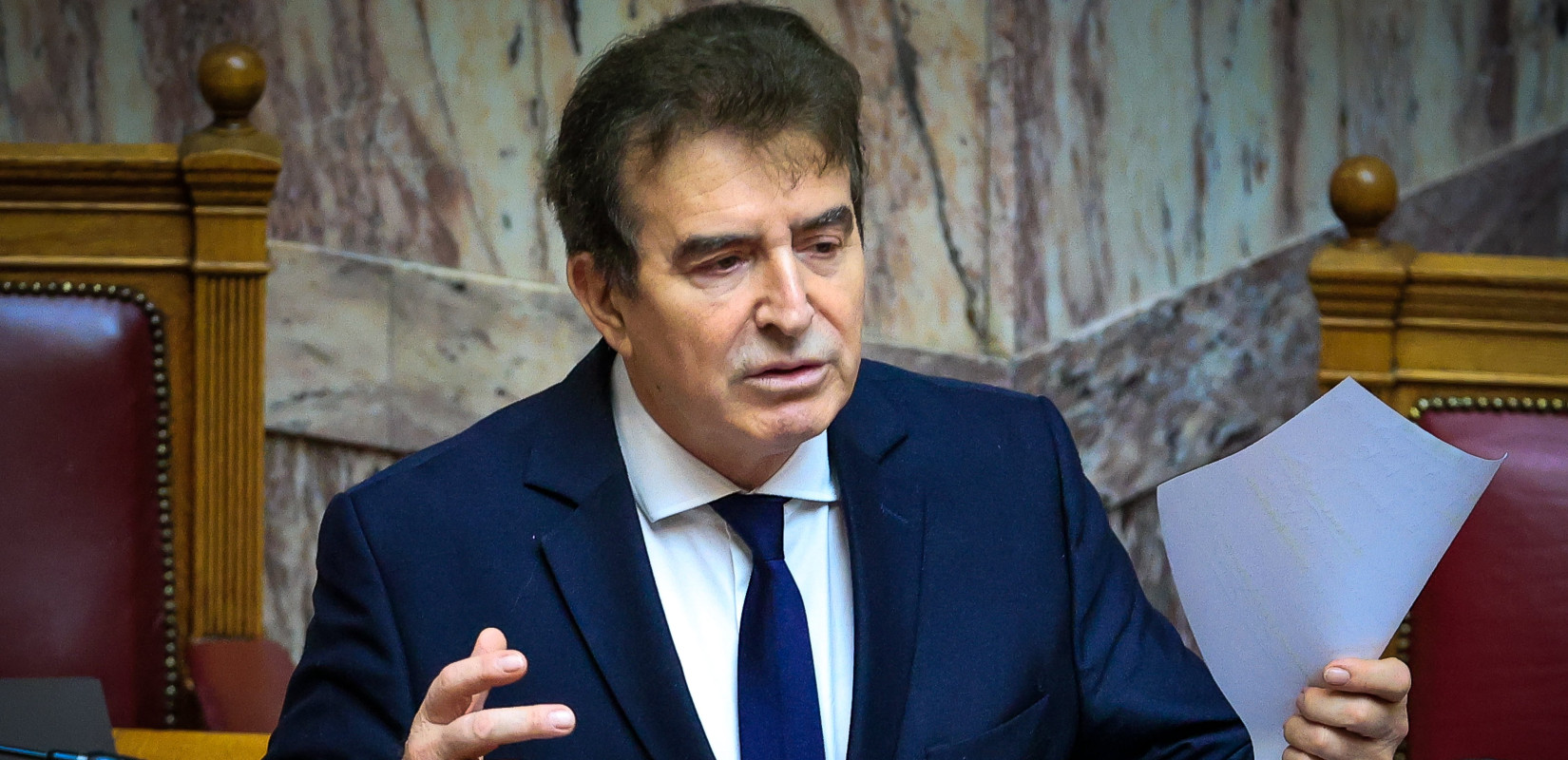 Μ. Χρυσοχοΐδης για Άγνωστο Στρατιώτη: Οφείλουμε το μέγιστο σεβασμό στα πράγματα που είναι ιερά και κοινά