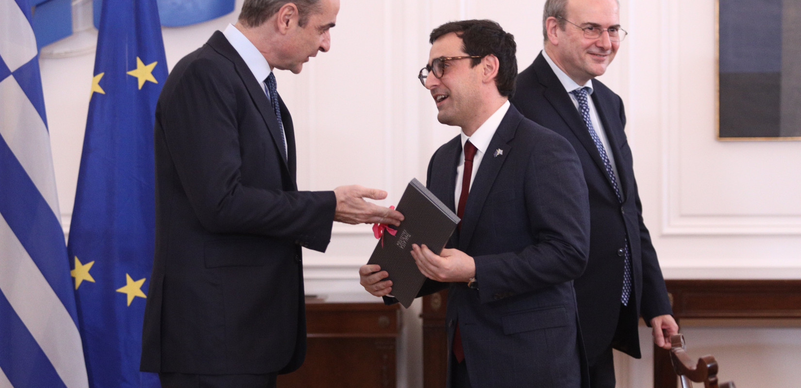 Στεφάν Σεζουρνέ μετά τη συνάντηση με τον Κ. Μητσοτάκη: «Η Ευρώπη χρειάζεται την Ελλάδα»