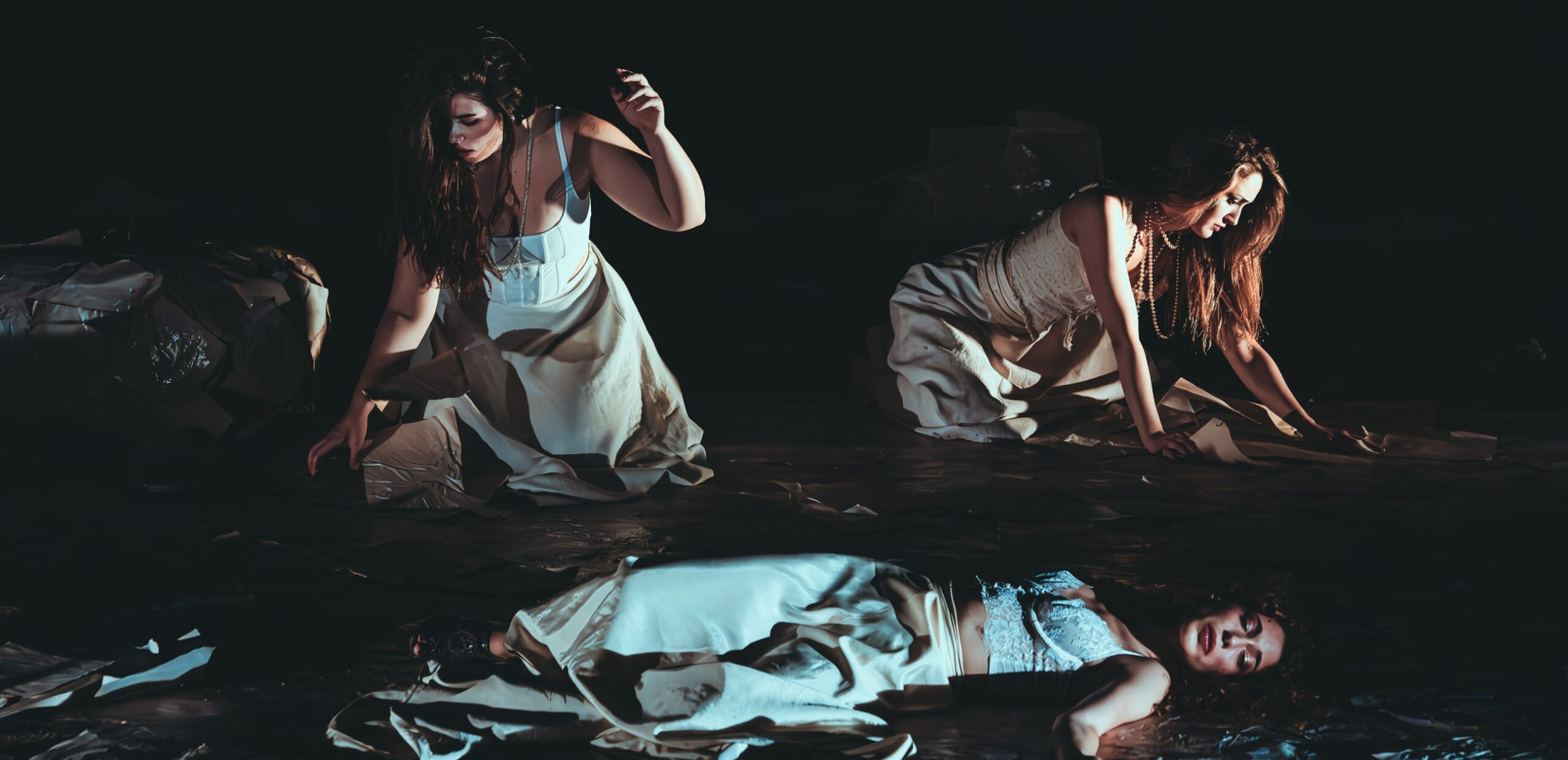 SENSO: Μια ιστορία πάθους, προδοσίας και αυτοκαταστροφής στο Θέατρο Τ