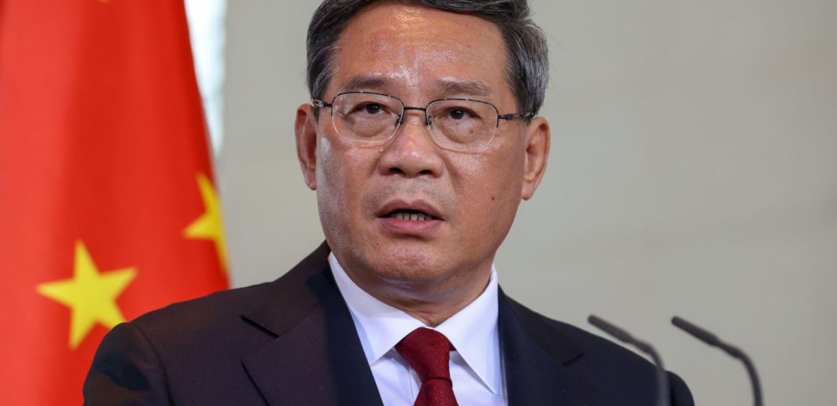 Λι Τσιάνγκ: Η Κίνα θα παραμείνει στη «σωστή κατεύθυνση της παγκοσμιοποίησης»