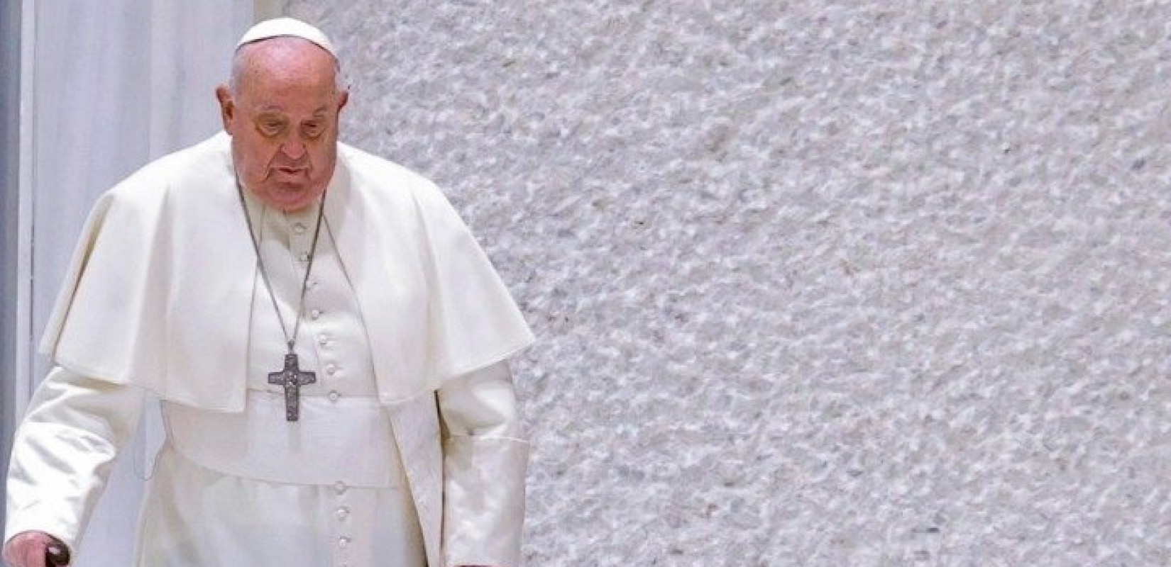Ιταλία: Η ζωή του πάπα Φραγκίσκου κινδύνευσε δυο φορές κατά την παραμονή του στο νοσοκομείο