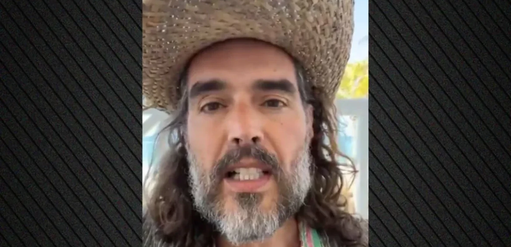 Ράσελ Μπραντ: Με βίντεο αρνείται τις κατηγορίες για βιασμό και σεξουαλική κακοποίηση