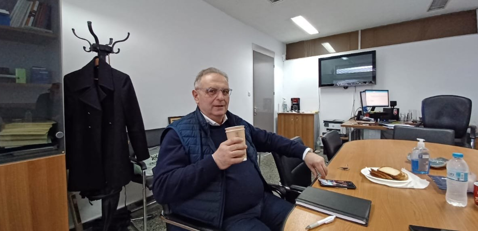 Πρωινός καφές με τον Μωυσή Σιδηρόπουλο, πρόεδρο του Τμήματος Οικονομικών Επιστημών του ΑΠΘ (βίντεο)