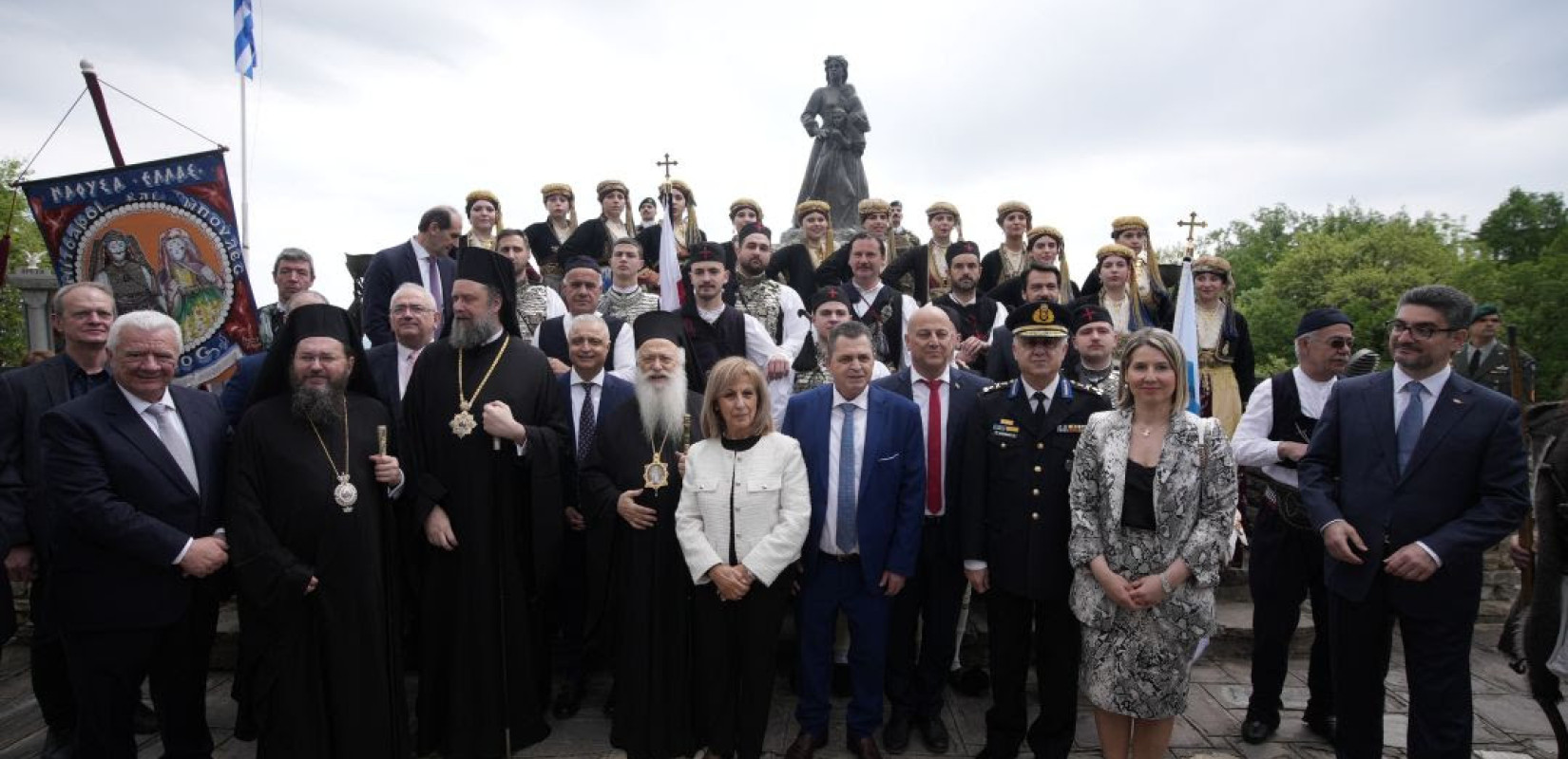 Η Περιφερειάρχης Κεντρικής Μακεδονίας στις εκδηλώσεις για τη 203η επέτειο από το Ολοκαύτωμα της Νάουσας