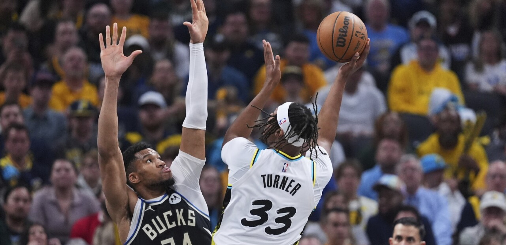 ΝΒΑ: Με την πλάτη στον τοίχο οι Μιλγουόκι Μπακς (βίντεο)