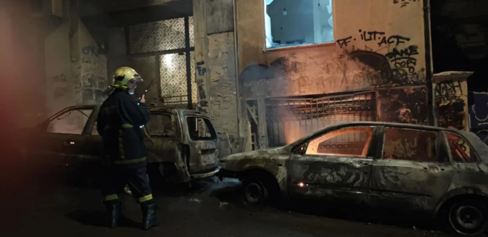 Εξάρχεια: Πεδίο μάχης με μολότοφ και φωτιές - 72 προσαγωγές