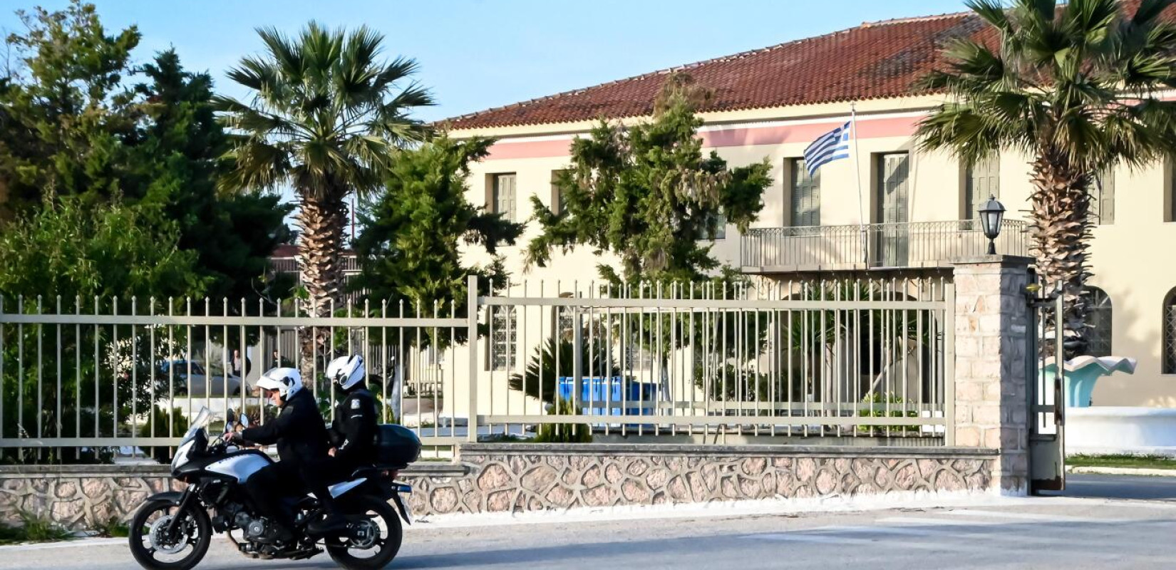 Συμπλοκή κρατουμένων με τέσσερις τραυματίες στις αγροτικές φυλακές Τίρυνθας (βίντεο)