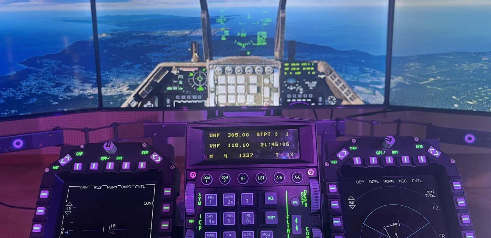 Θεσσαλονίκη: Η συλλογή του εκλιπόντος παλαιοπώλη Ευθύμη Γαβριηλίδη και σπάνια μετάλλια της Πολεμικής Αεροπορίας παρουσιάζονται στο κοινό