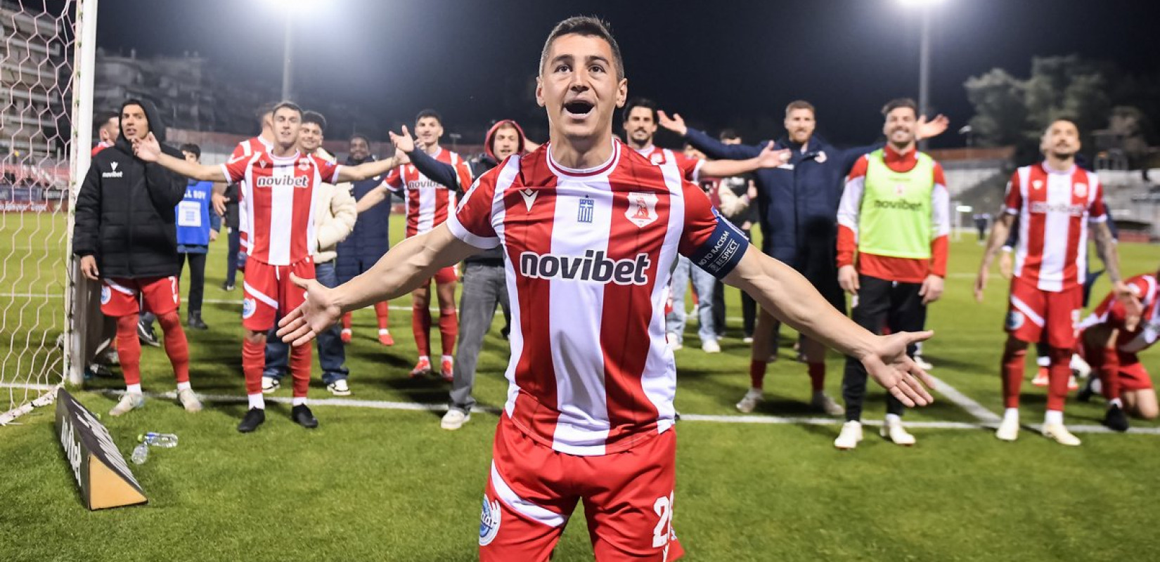 Super League: Με ανατροπή παραμένει στην κατηγορία ο Πανσερραϊκός